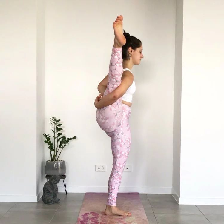 走路带风阔腿裤搭配,走路带风的阔腿裤