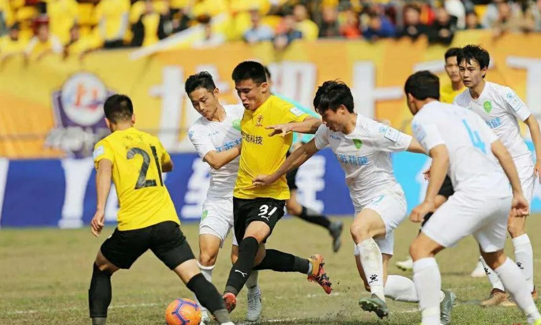 专业足球场允许开演唱会吗,专业足球场可以开演唱会