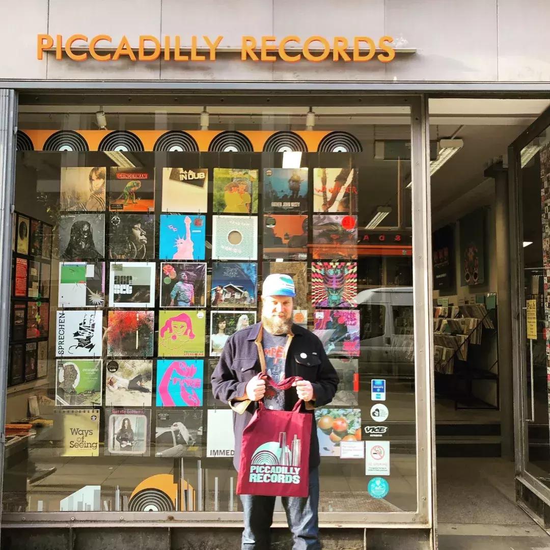 世界很大我想去看看原创,世界很大我想去看看视频