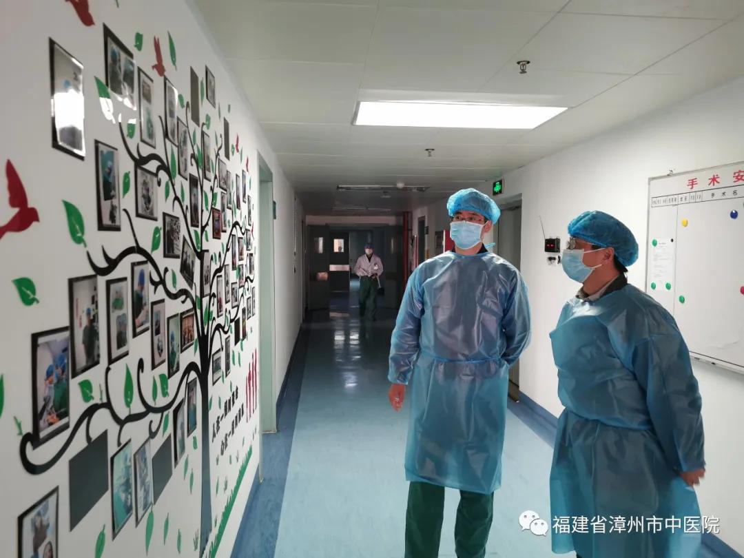 柔性引进高层次人才，助推医院蓬勃发展——漳州市中医院举行柔性引进邢金春泌尿外科专家团队签约仪式