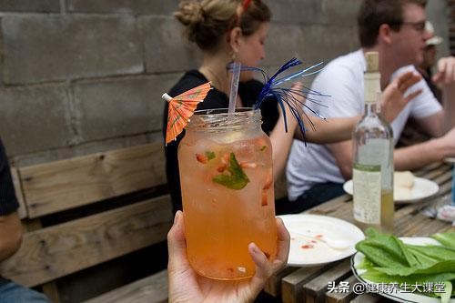 内裤上面很黄是妇科炎症吗,内裤上不脏也会有严重妇科病吗