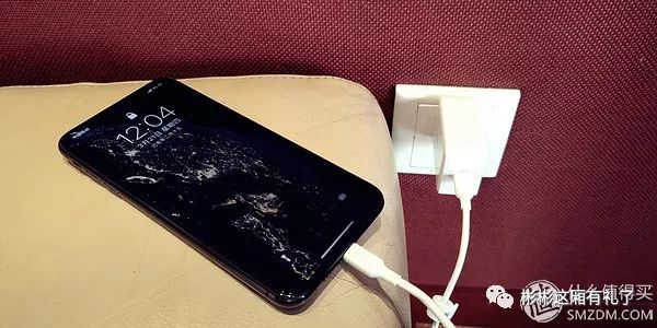 苹果momax充电器评测,苹果momax充电器测评