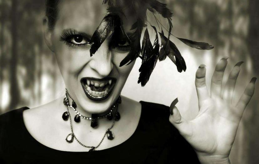 吸血鬼是怎么变成女的,吸血鬼是怎么变成骷髅吸血鬼的