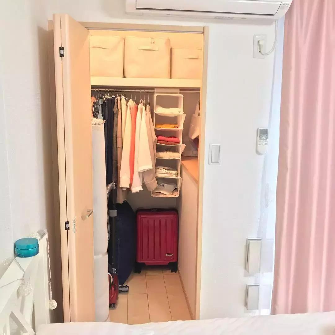 小姐姐晒出自己独居小屋后获赞无数!网友:我过的是什么日子?