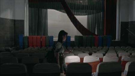 东北大妞拍废墟,东北大妞年轻照片