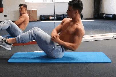 腹肌动作那么多，怎样练腹肌才可以事半功倍？4个虐腹动作满足你