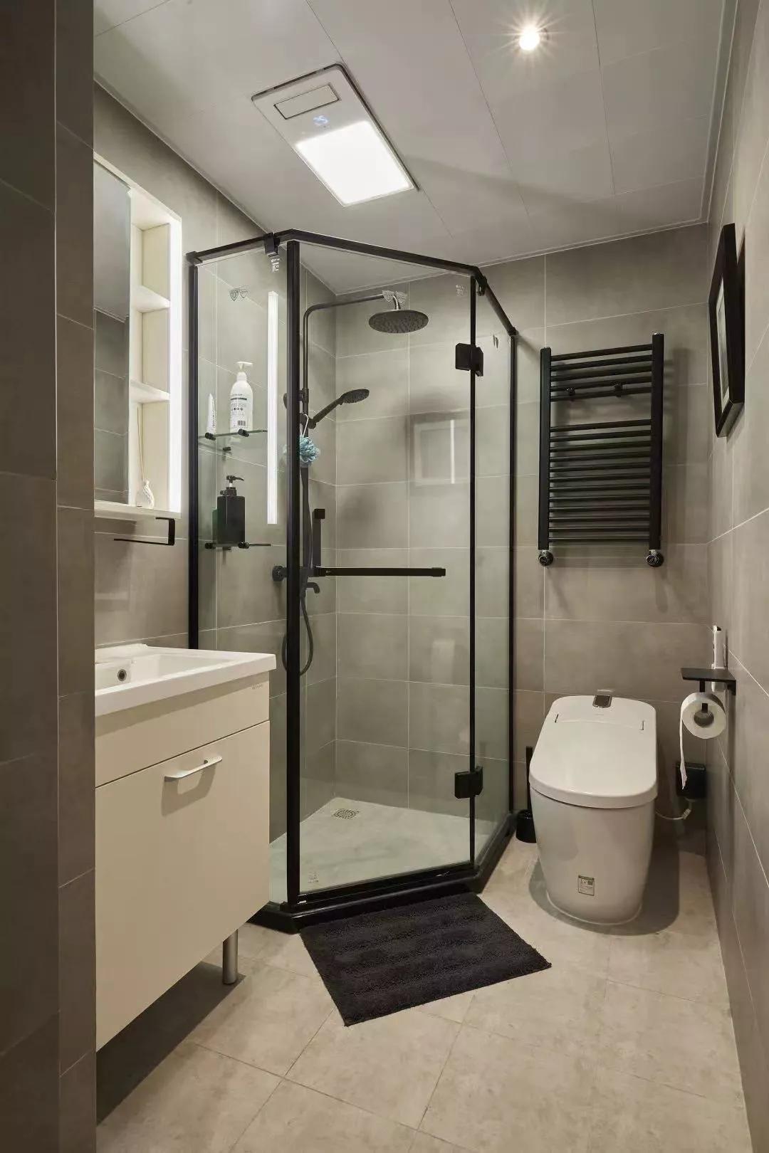 冬季洗澡淋浴房好用吗,家庭淋浴房冬天洗澡冷不冷