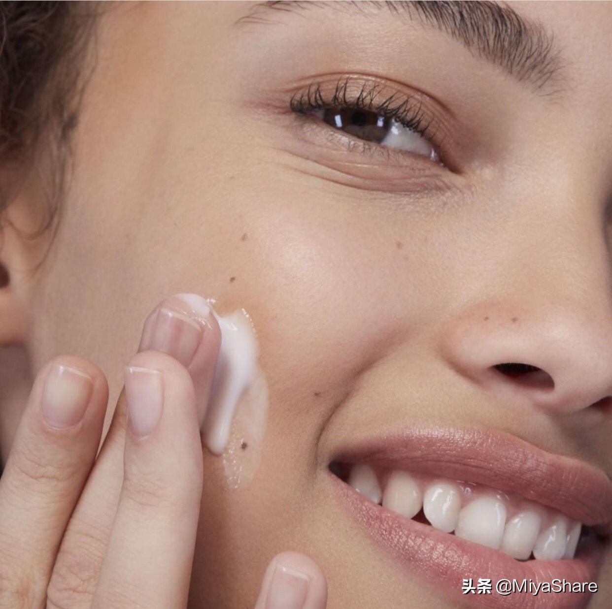 改善皮肤蜡黄暗沉的方法,皮肤暗沉发黄如何抗老