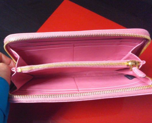 亮牛皮钱包怎么清洗,如何洗真皮钱包