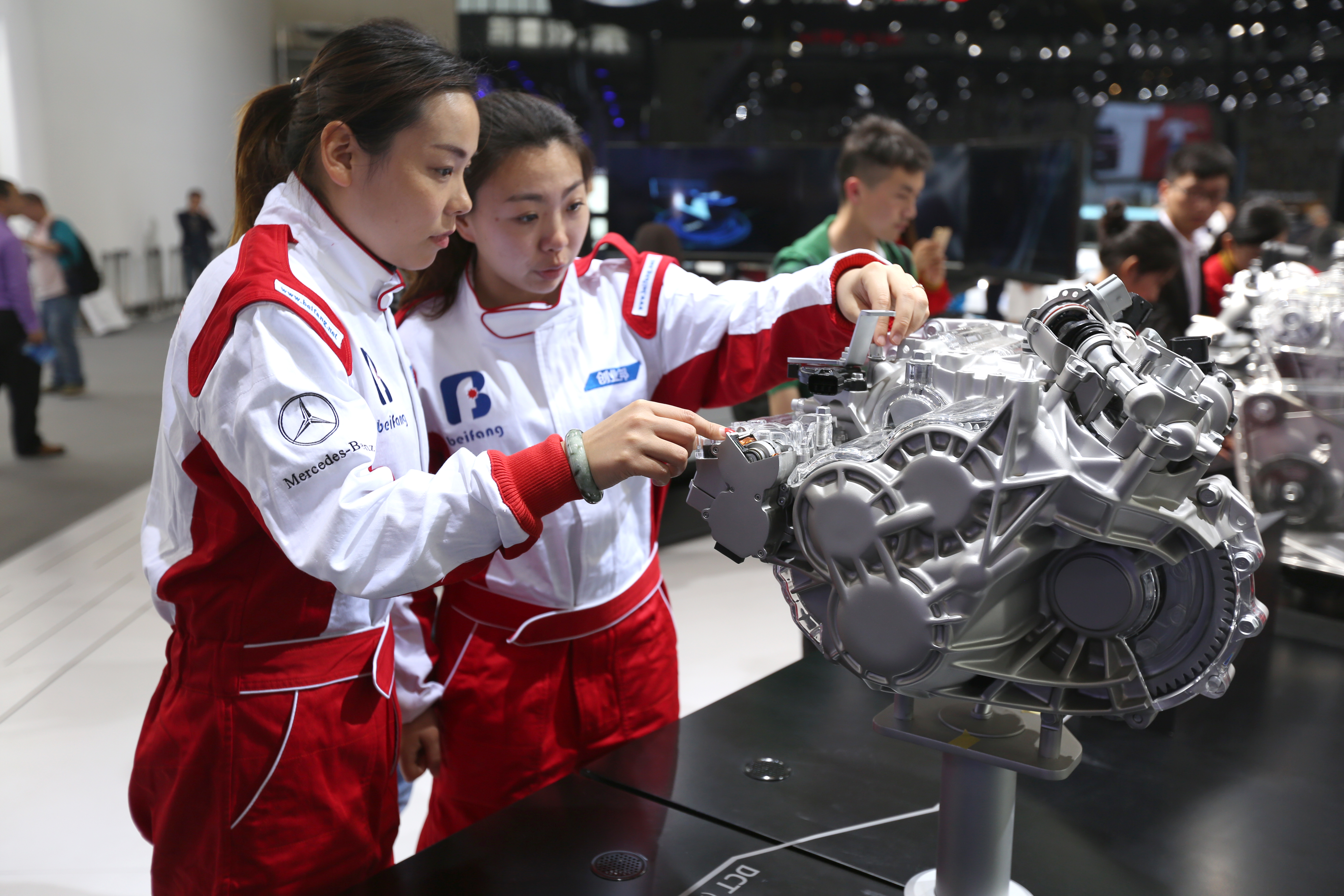 男孩学汽修有前途吗,学汽修钣金有前途吗