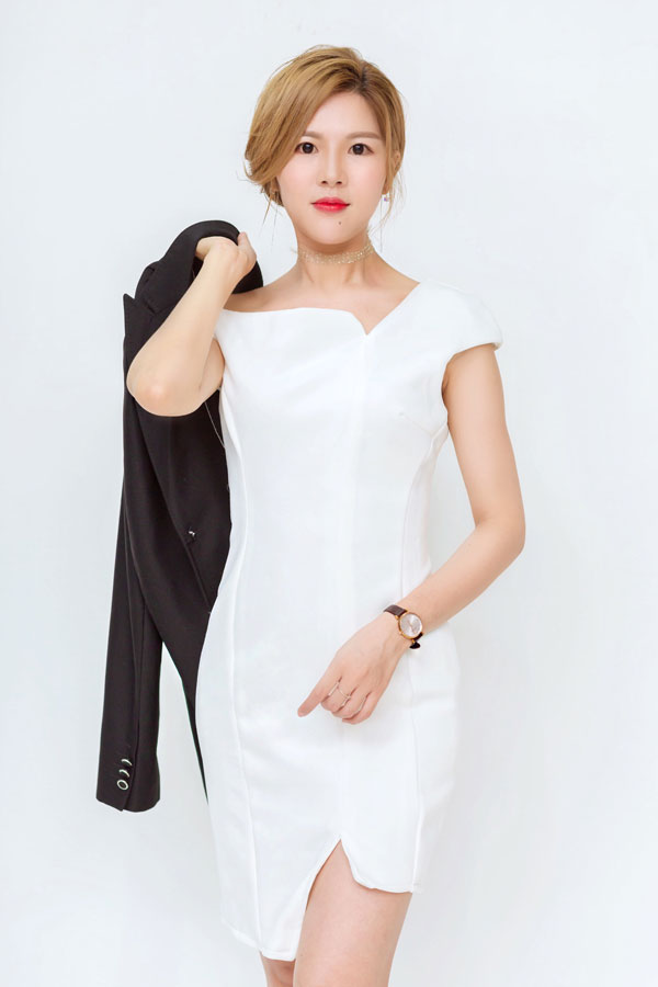 教育头条！美迪美学副校长荣获2018中国美妆学校艺匠名师