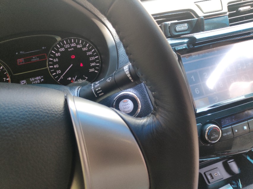 2015年天籁2.0二手价格,15年2.0极品日产天籁