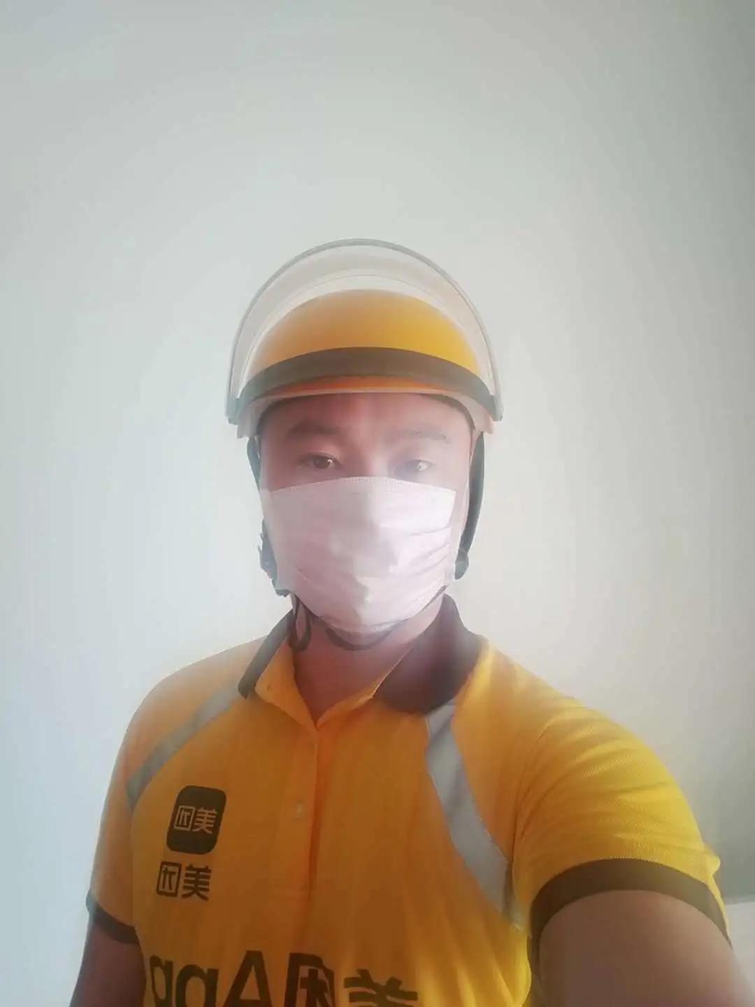 大庆月入近万的大学生送餐小哥王博成上《黑龙江日报》公众号:身份无高低多劳多得很充实