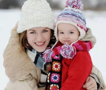 天冷宝宝穿得多还是冷,同等价位的羽绒服和棉服哪个保暖