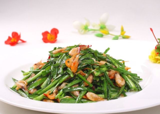 虾皮炒韭菜可以长高吗,韭菜和绿豆芽一起炒宝宝可以吃吗
