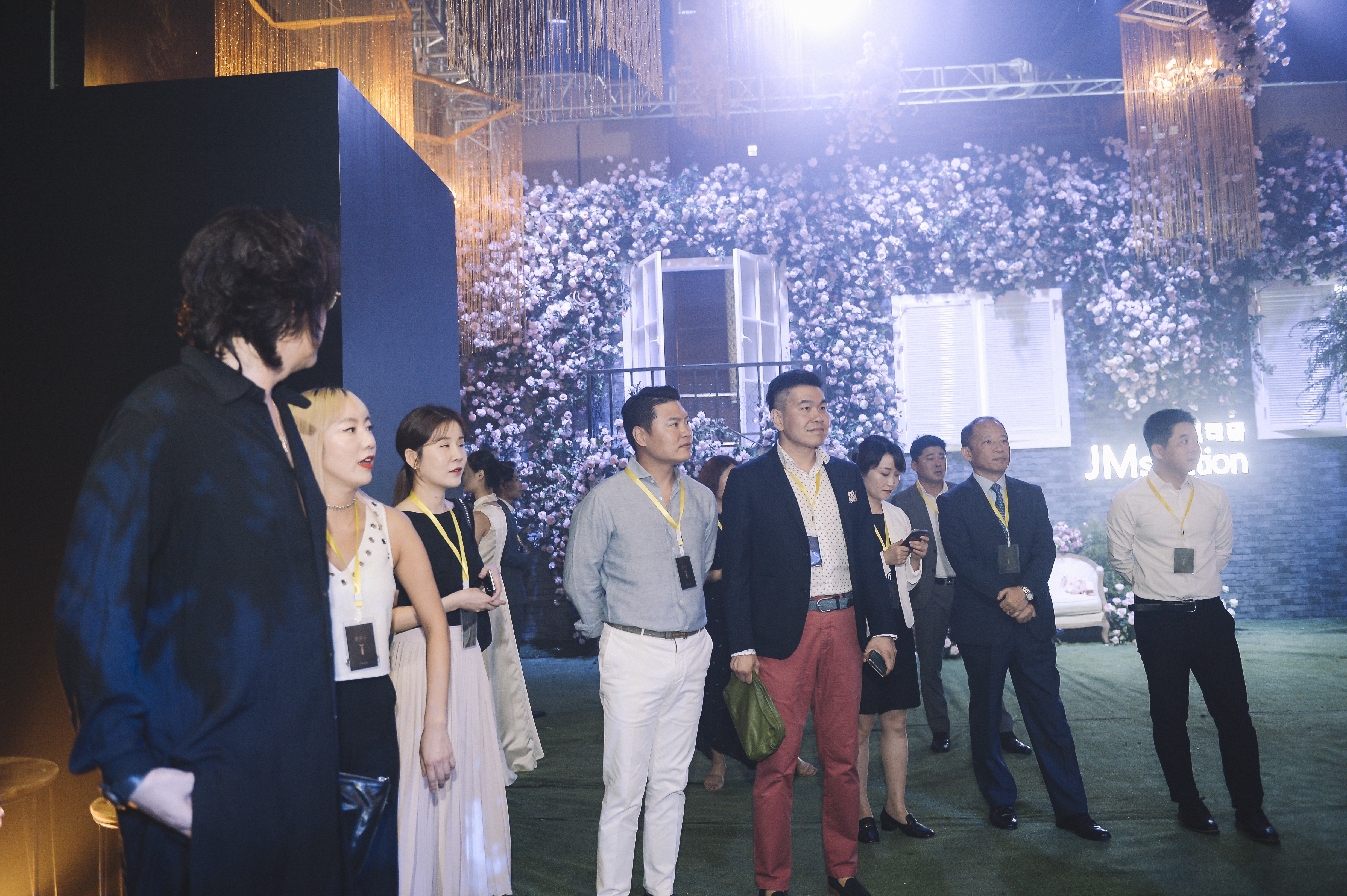 女神张静初直播视频,女神张静初天鹅颈