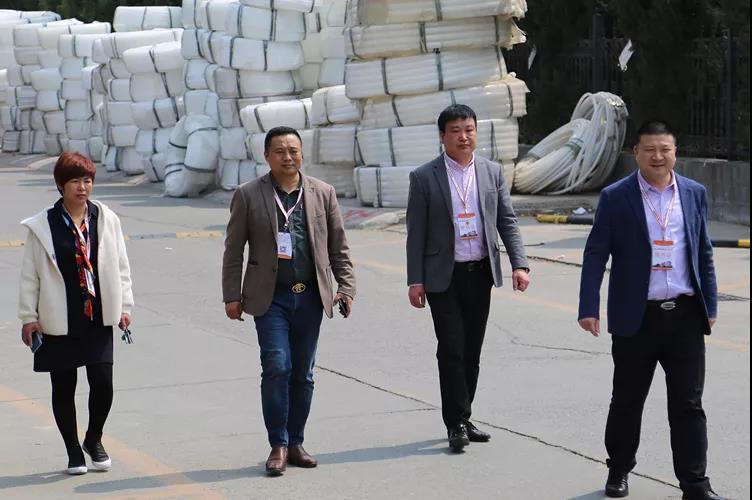 如何平衡传统经销体系与现代连锁五金企业的关系