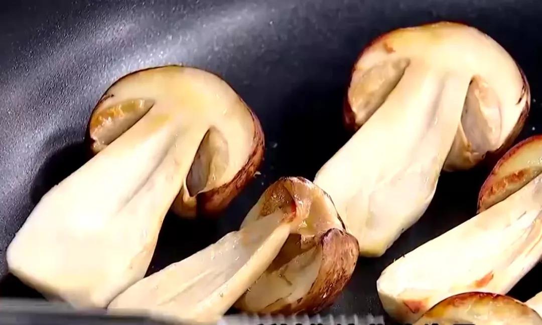 松茸菌干货的吃法,新鲜松茸菌怎么做好吃一点