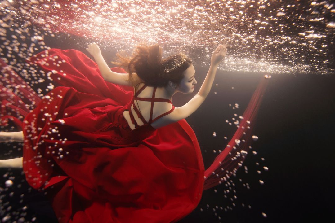 引爆星城！三亚仙气十足的水下摄影来长沙啦~湖南卫视率先取景