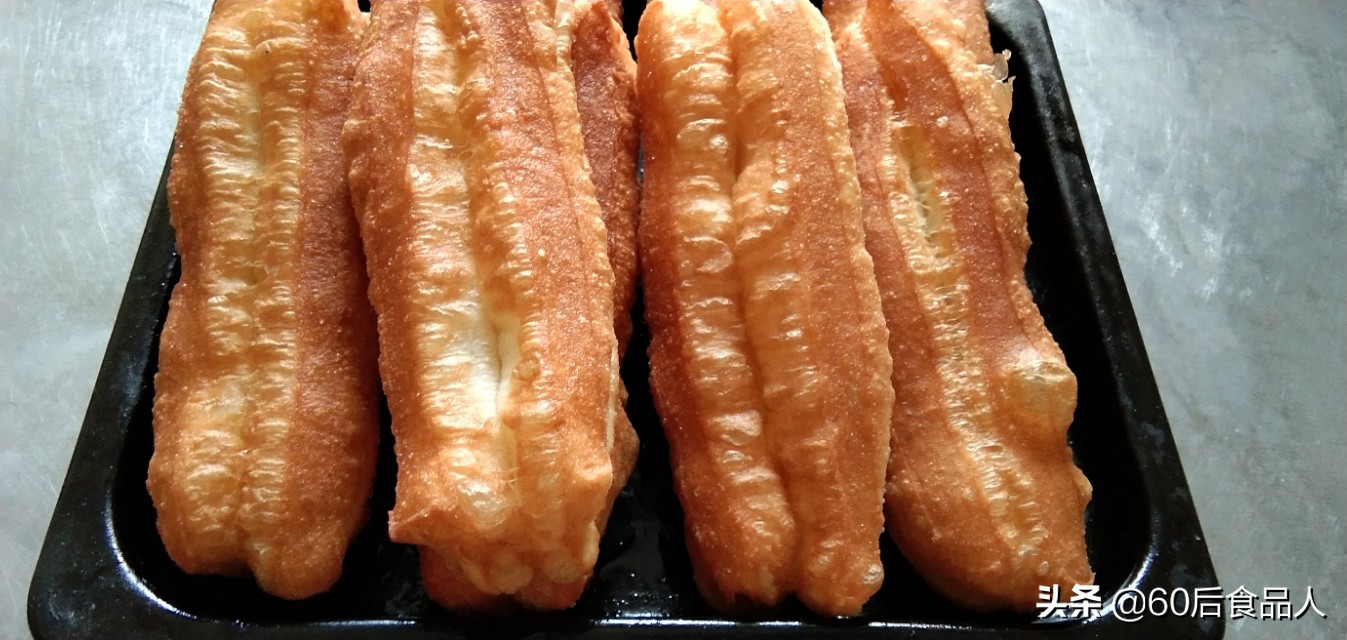 油条店油条的做法和配方,油条正宗做法和配方全过程