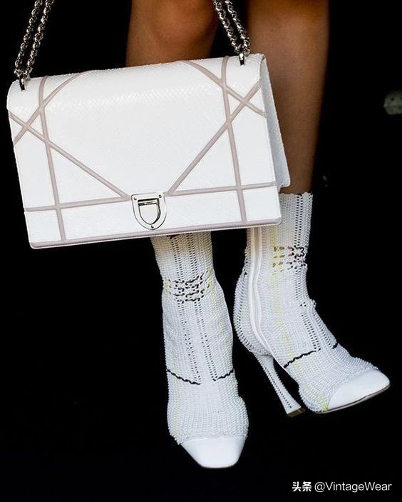 dior必买十大经典包,dior17年出了哪些款包包