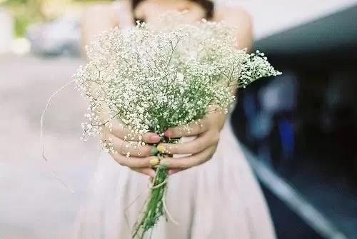 送女生各种礼物的含义你都知道吗,男女间送不同礼物有何含义