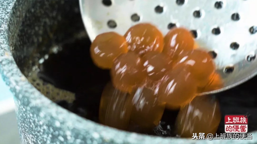 想喝珍珠奶茶不用买自己在家里做,想喝珍珠奶茶不用买在家就能