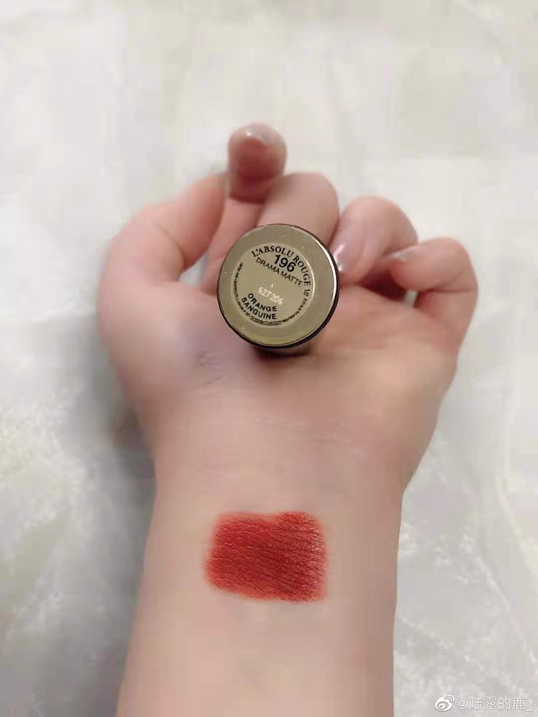 有什么推荐的口红适合大学生的,毕业季口红什么颜色好