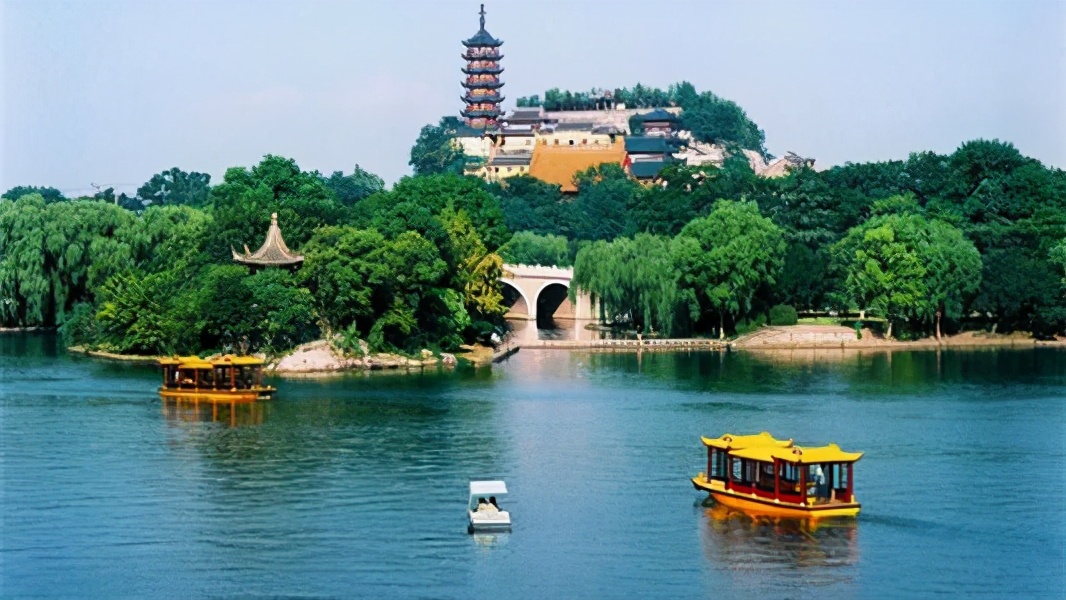 镇江以前做过江苏的省会吗,镇江经济为何发展不上去