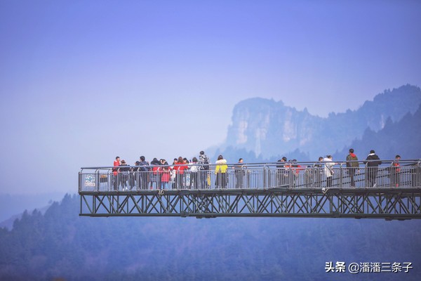 重庆奥陶纪主题乐园真实视频,重庆玻璃栈道奥陶纪