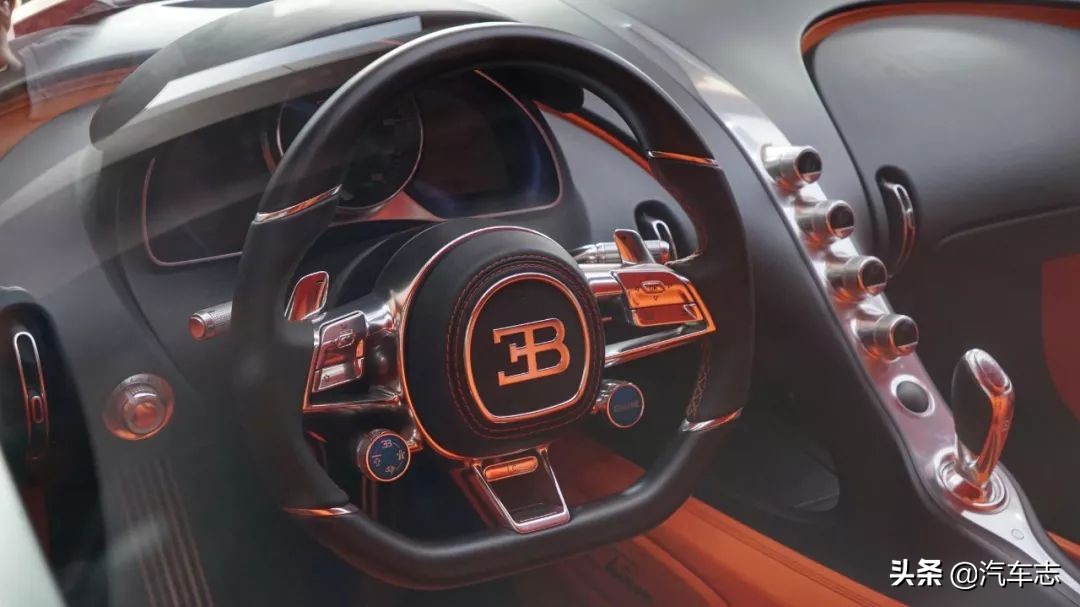 价值一亿的法拉利拉法,价值1亿元钱的白色法拉利拉法