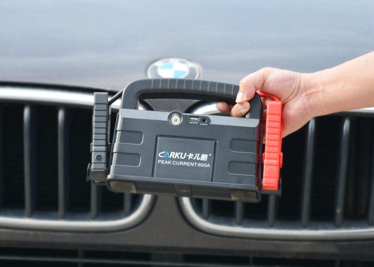 卡儿酷汽车应急启动电源用法,卡儿酷汽车应急启动电源怎么使用