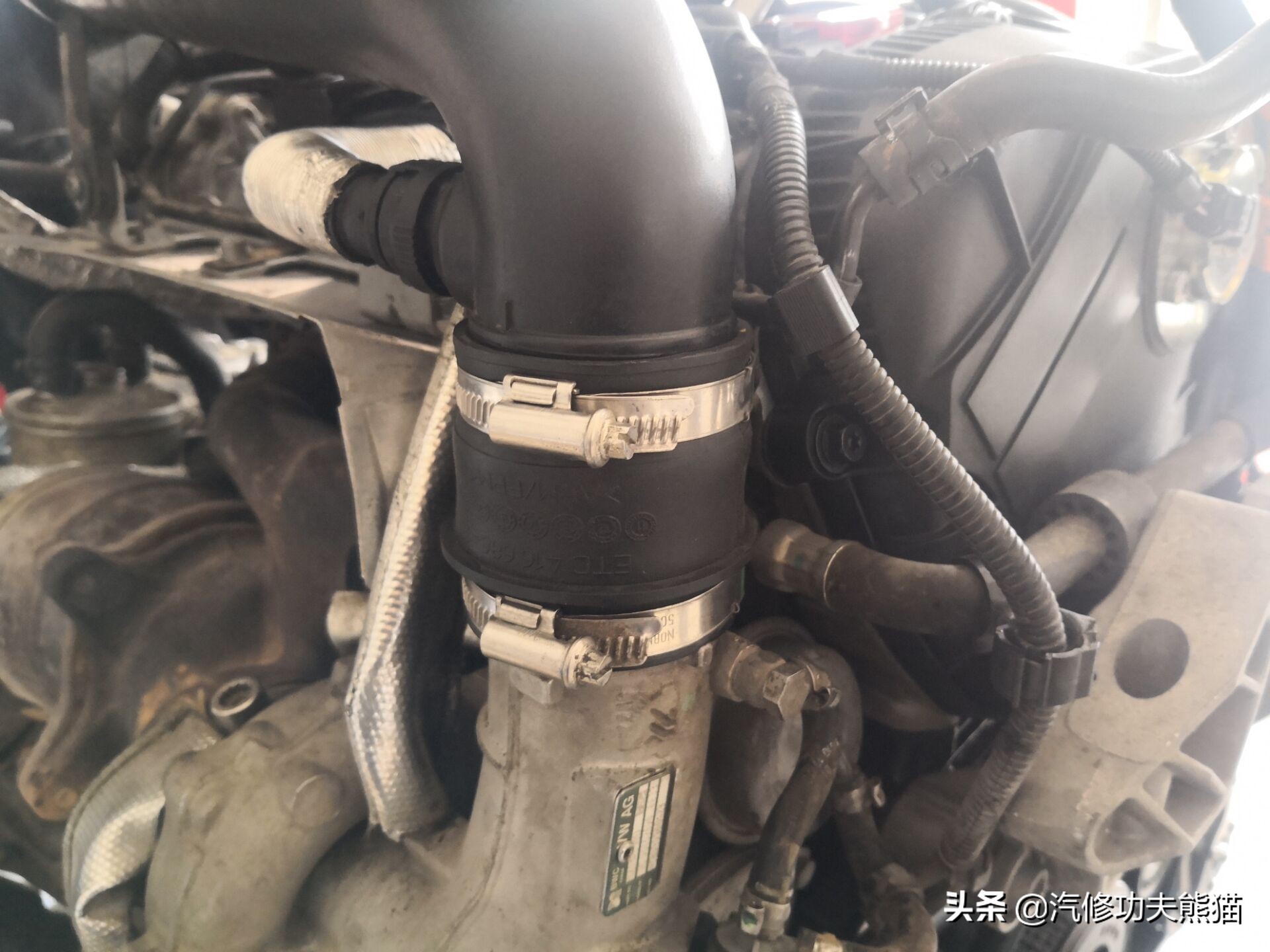 斯柯达明锐2010款2.0烧机油吗,09款斯柯达明锐1.6烧机油怎么解决