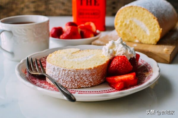 无烤箱做瑞士卷,瑞士卷怎么做才甜而不腻