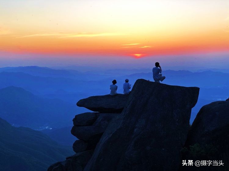 初夏游江西：历经晴、雨、雾，穿越武功山