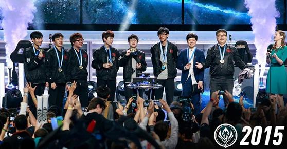 厂长korol连麦,厂长重开直播间的视频