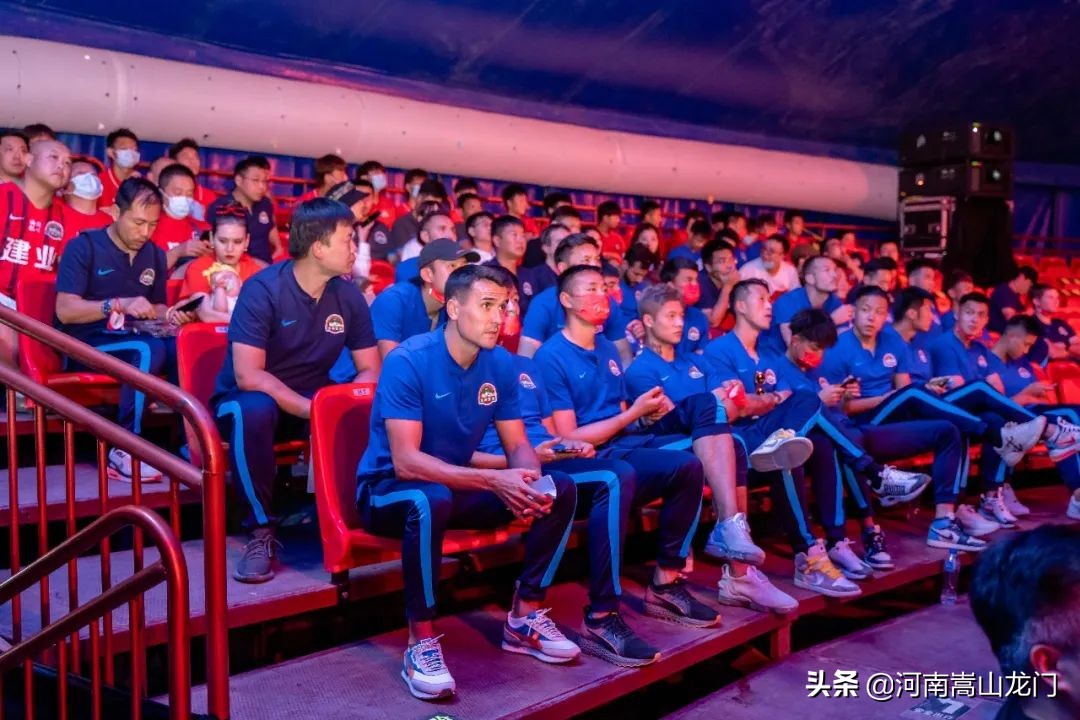 我家住在黄河湾演出剧照,建业嘉年华开封