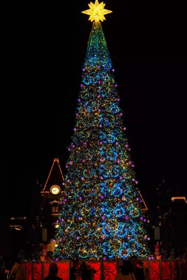香港迪士尼圣诞节旅游攻略,最好玩的玩雪地方
