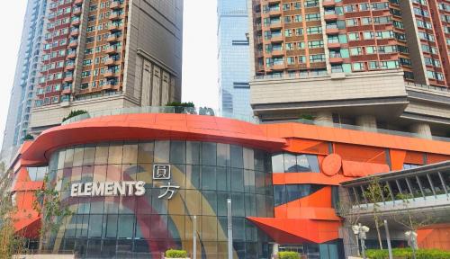 香港西九龙站农历新年购物