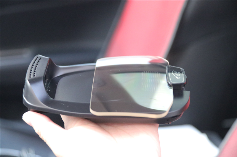 后悔没加装hud,给车子加装hud多少钱