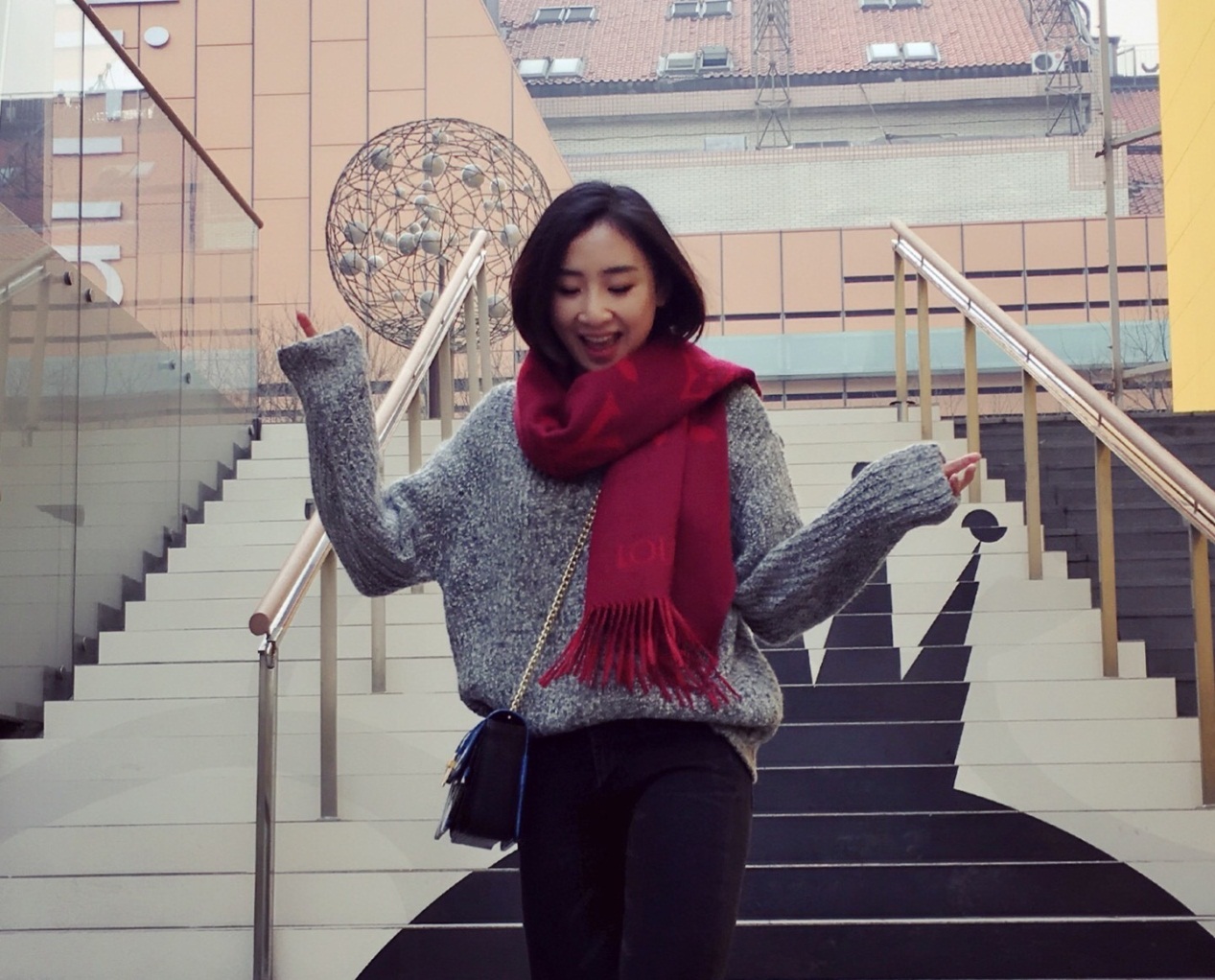 何雯娜年轻时照,何雯娜豪门生活照