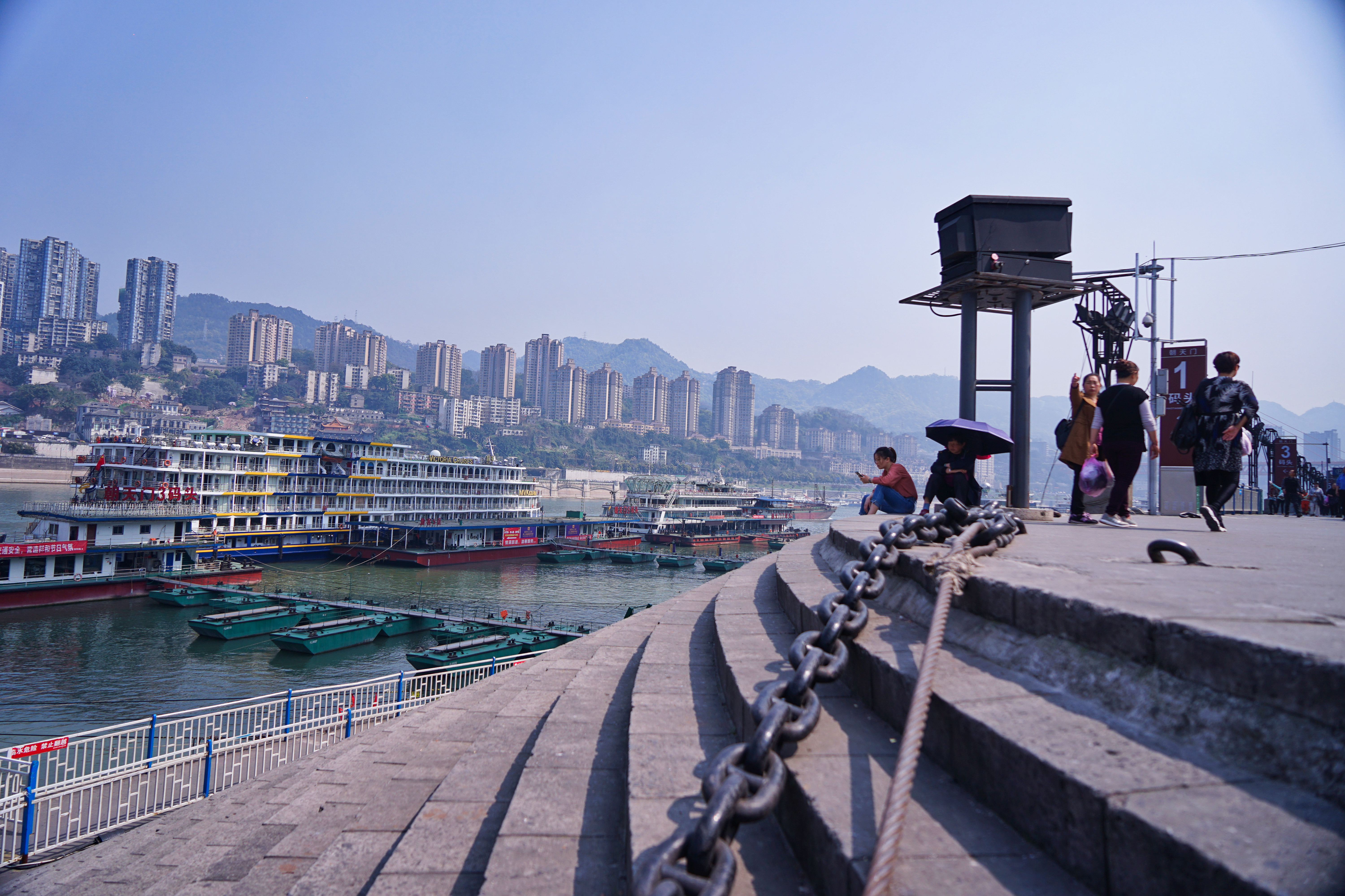 重庆适合老人旅游攻略,本地人推荐的重庆攻略