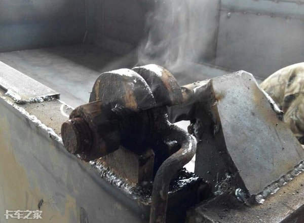 自卸车哪种最适用,自卸车都有哪些不同操作