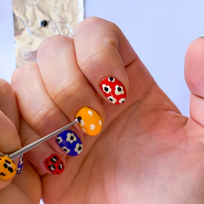 在家如何把美甲弄下来,在家美甲新手入门教程