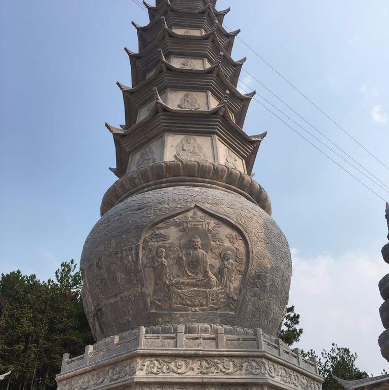 汉白玉佛塔的寓意和象征,石雕佛塔效果图