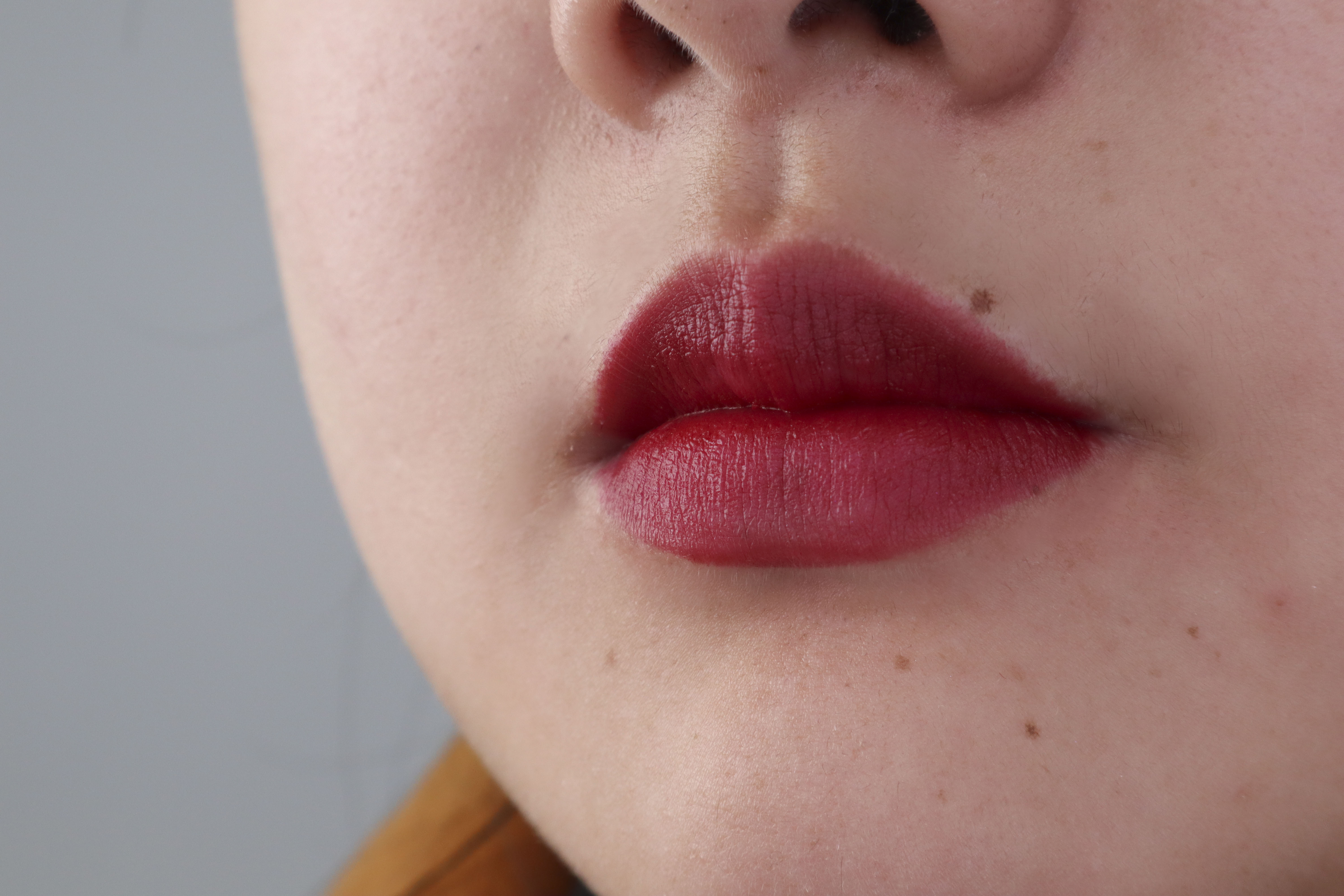 明星涂这个色号也要丑哭?7大口红色系实测,黄黑皮真的不能碰!