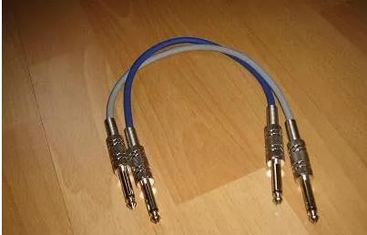 电钢琴怎么和声卡连接,电子琴如何连接声卡图解