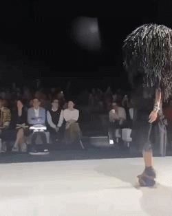 对不起是我不配什么梗,对不起是我不配伴奏