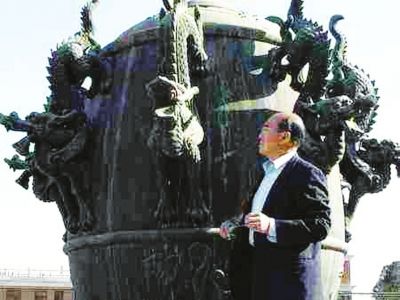 张衡发明的地动仪真实存在吗图片,张衡复原地动仪