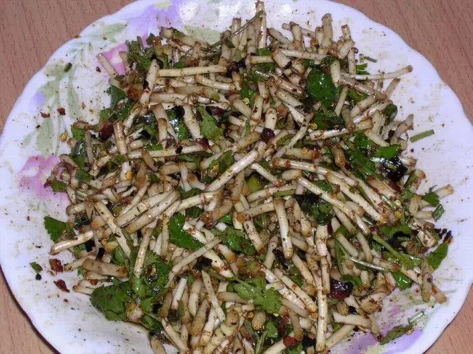 贵阳不光是辣味的,还有一种味道叫折耳根!